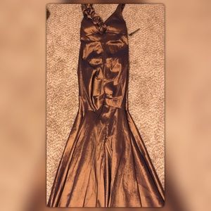 R&M Richards Gown Trumpet Style Size 12, NWT